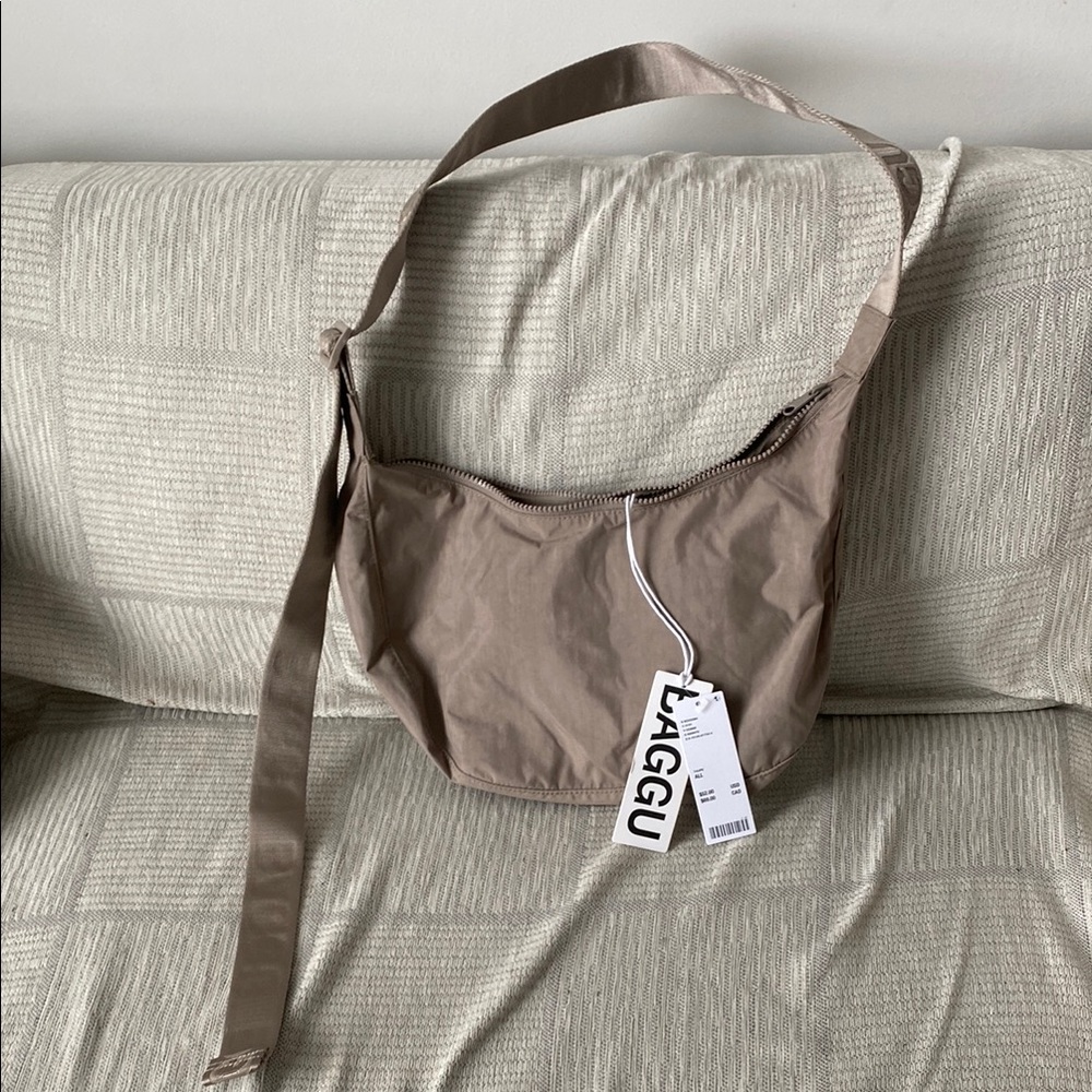 Baggu Medium Crescent Bag - Dove